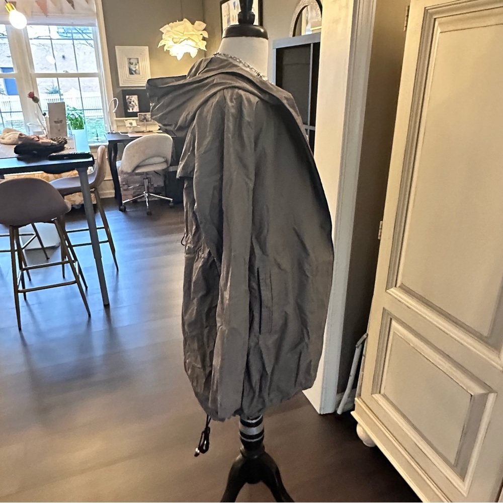 Mondetta black/olive gray rain jacket small - Picture 6 of 11